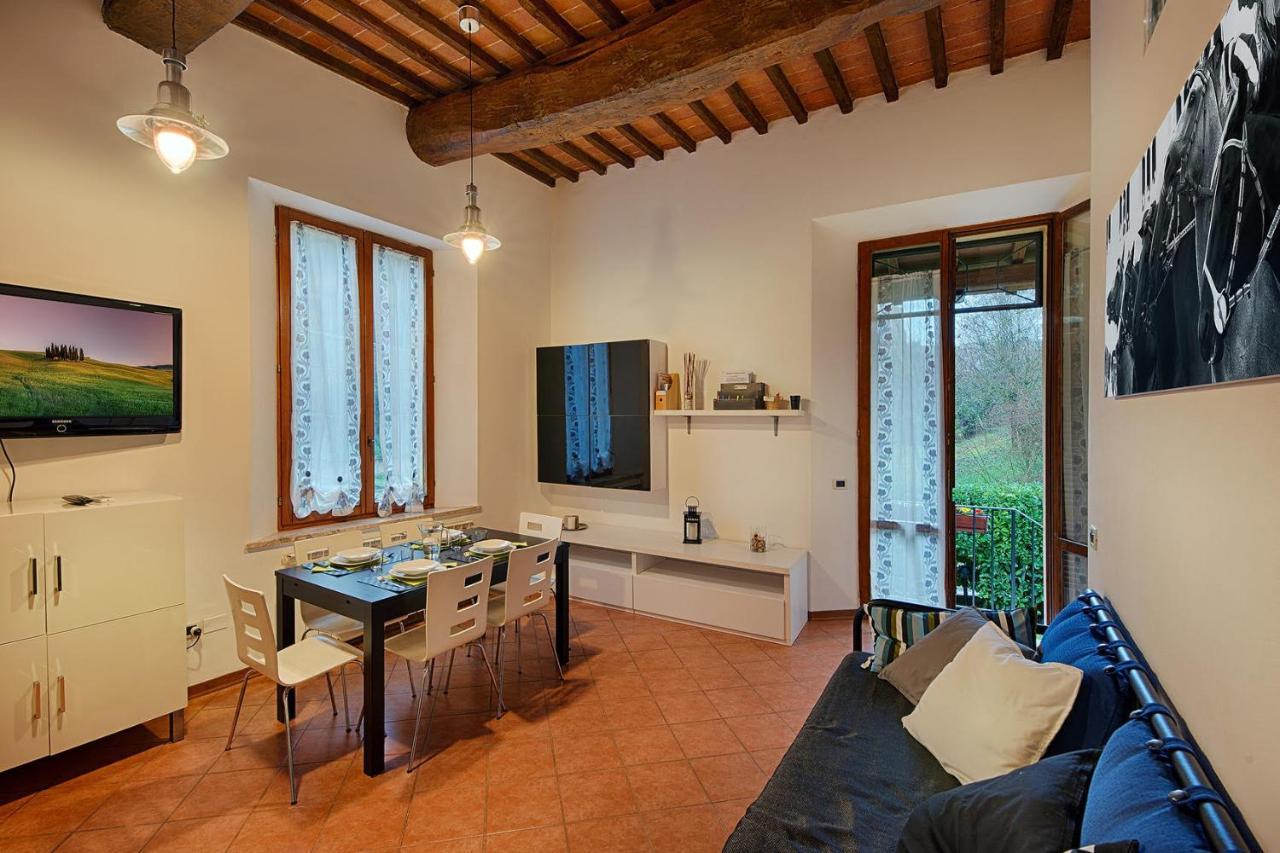 Casazappa - In Centro A Piedi, Parcheggio E Giardino Privato Apartment เซียนา ภายนอก รูปภาพ